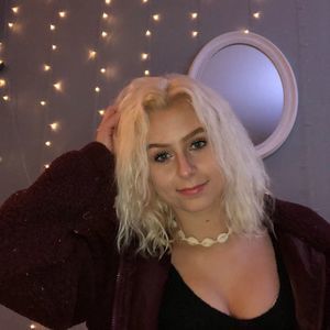 Meet your Posher, Camryn